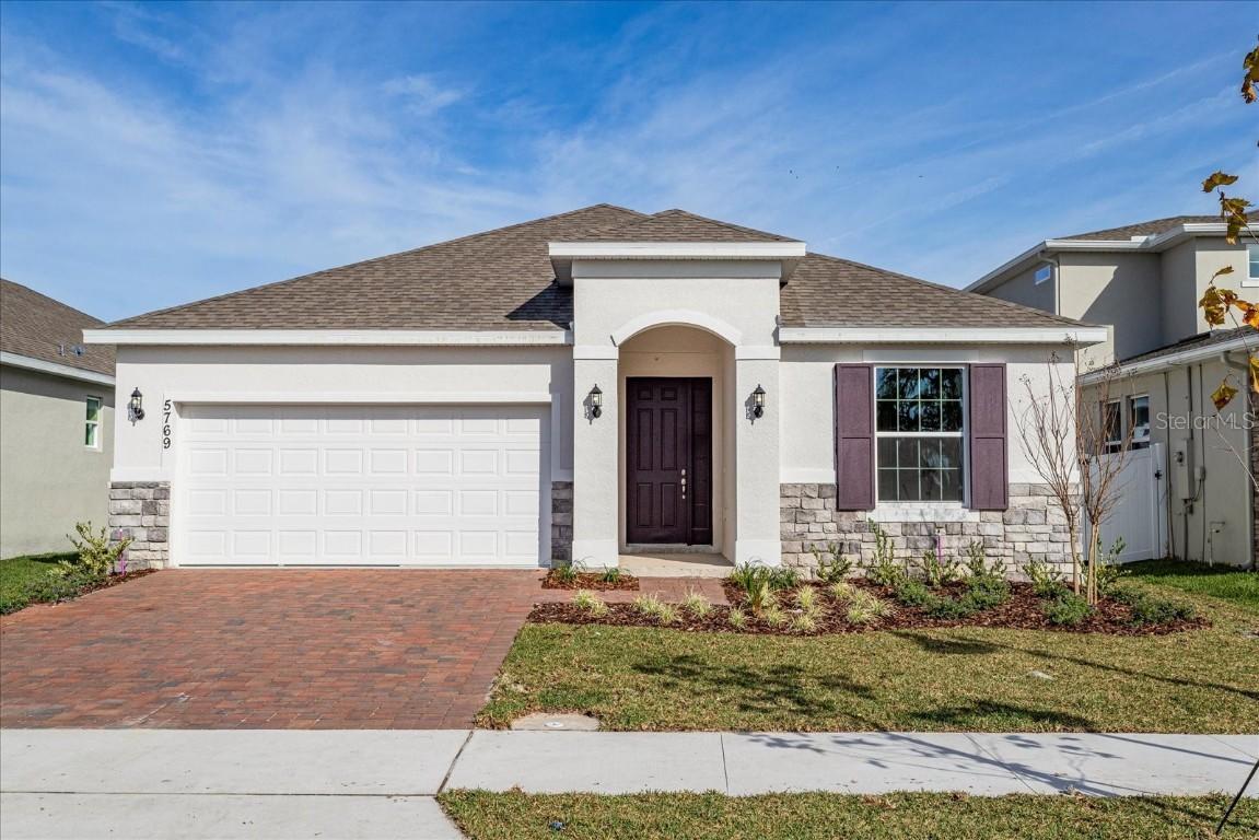 5033 Balsam Falls Rd., Deland, FL 32724