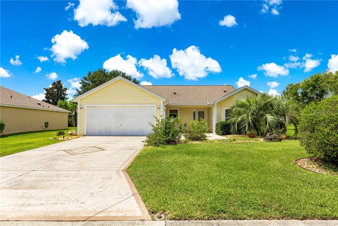 2450 Merida Cir., The Villages, FL 32162