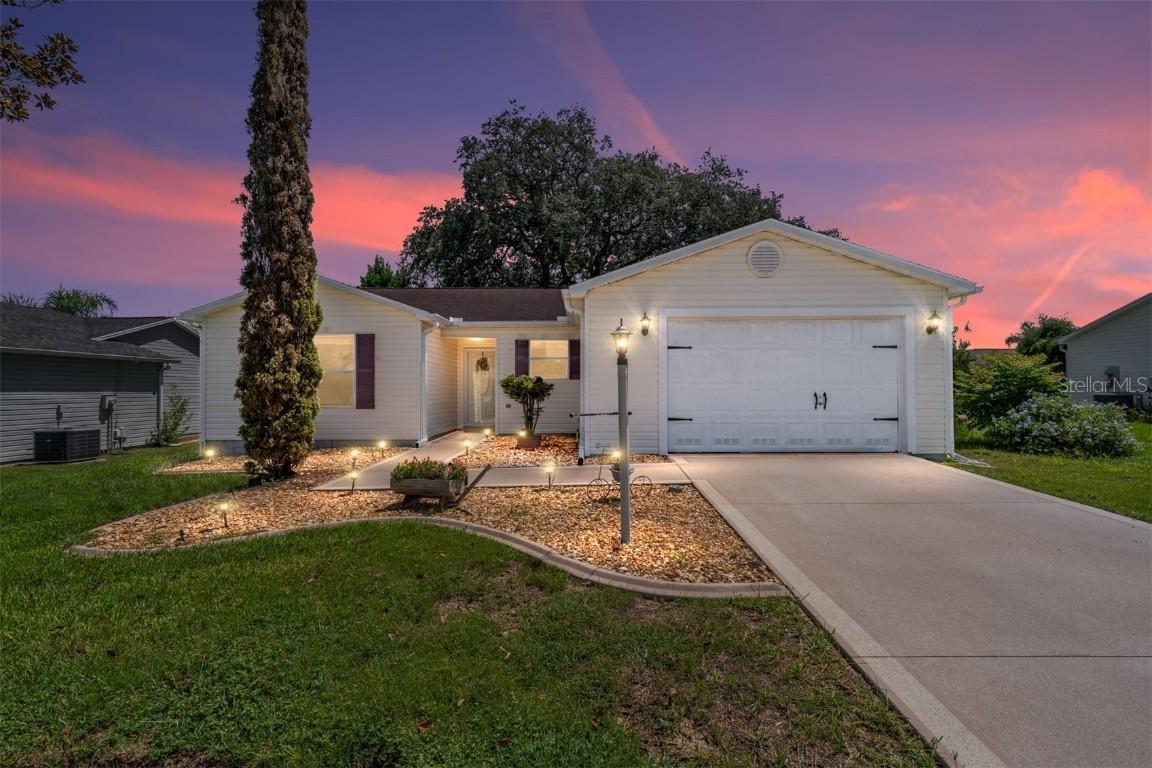 1703 Gomez Pl., The Villages, FL 32162