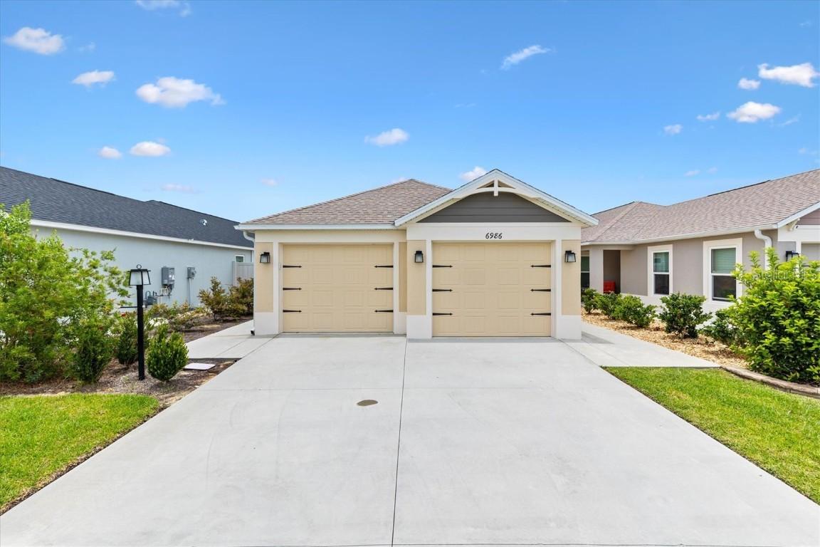 6986 Elaine Ct., The Villages, FL 34762
