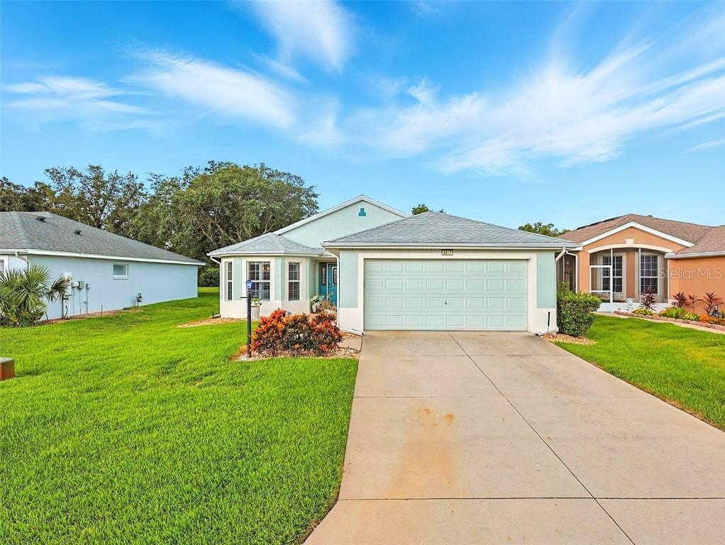 5317 Butterfly Ct., Leesburg, FL 34748