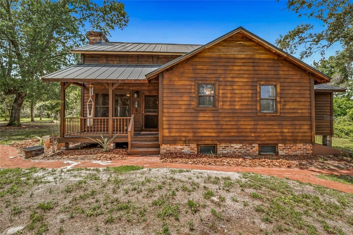 42328 Dogwood Ave., Deland, FL 32720