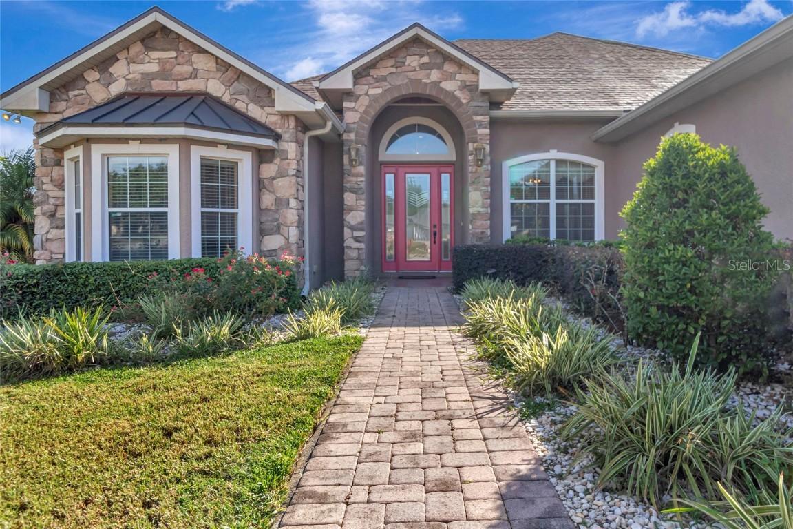 18139 Great Blue Heron Dr., Groveland, FL 34736