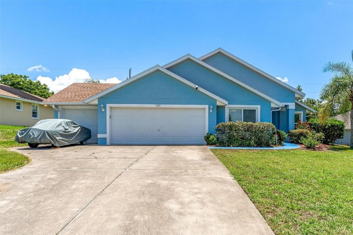 1412 Cove Pl., Tavares, FL 32778