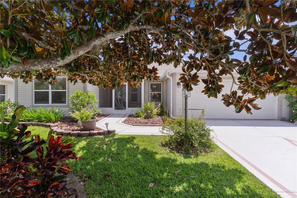 737 Caldwell Ct., The Villages, FL 32162
