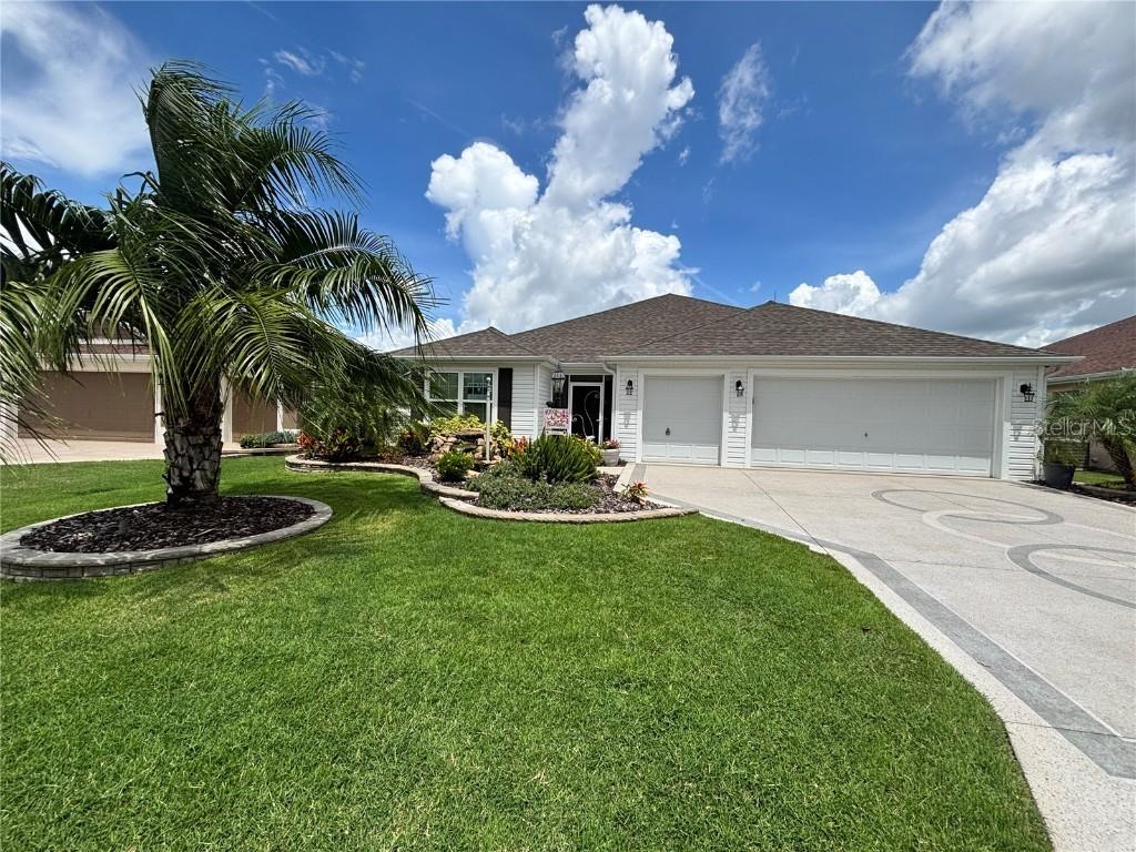 4318 St Stephen St., The Villages, FL 32163