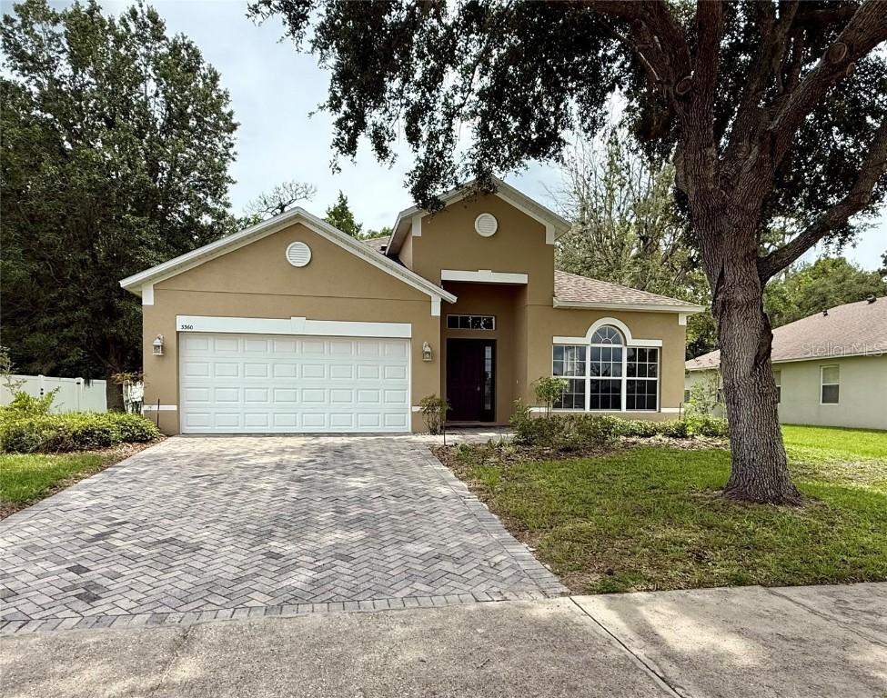 3360 Creek Run Ln., Eustis, FL 32736