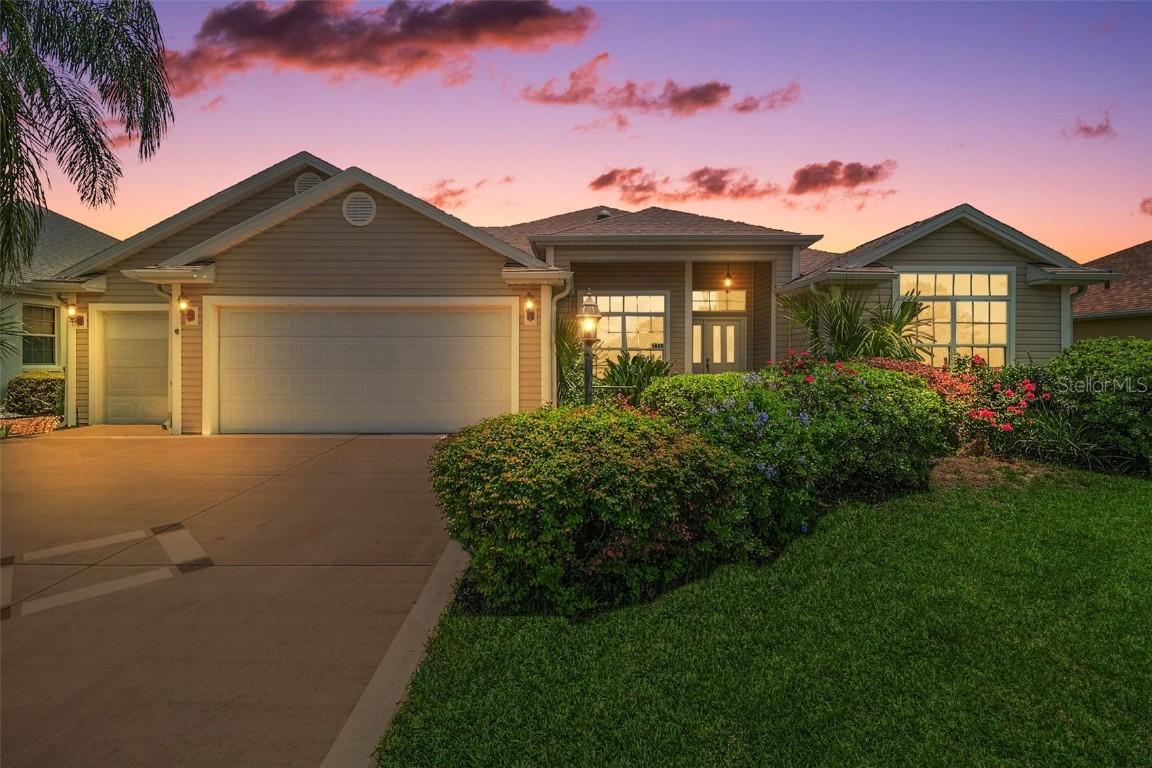 1827 Kyrle Ter., The Villages, FL 32162