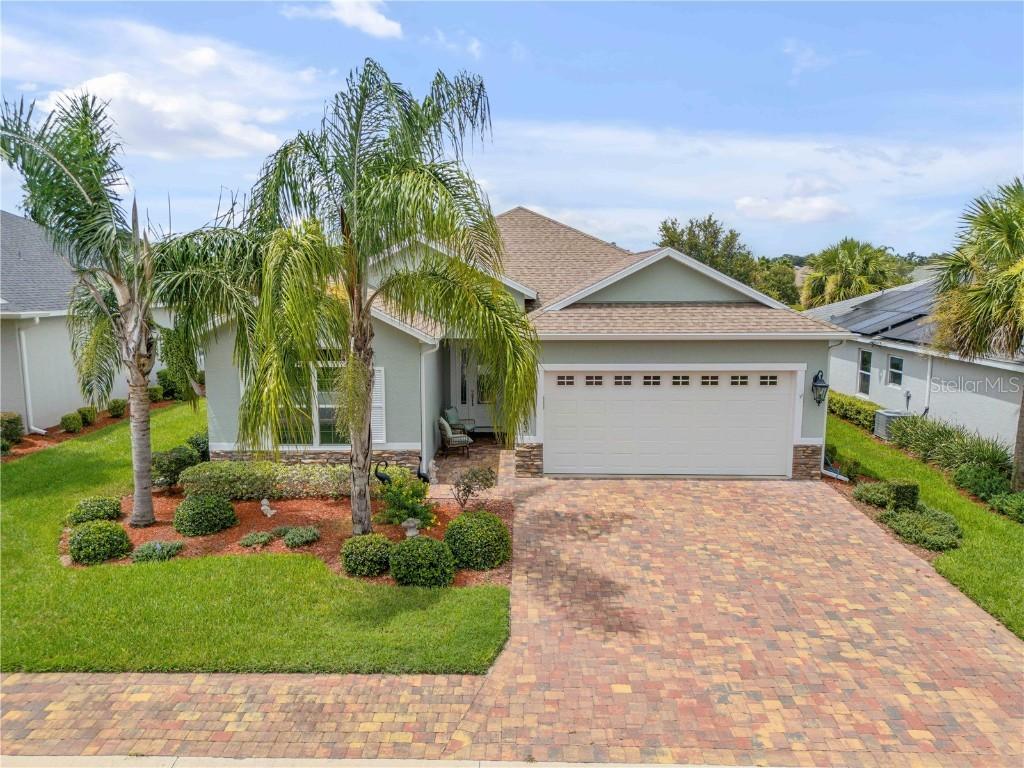 10203 Julia Isles Ave., Oxford, FL 34484