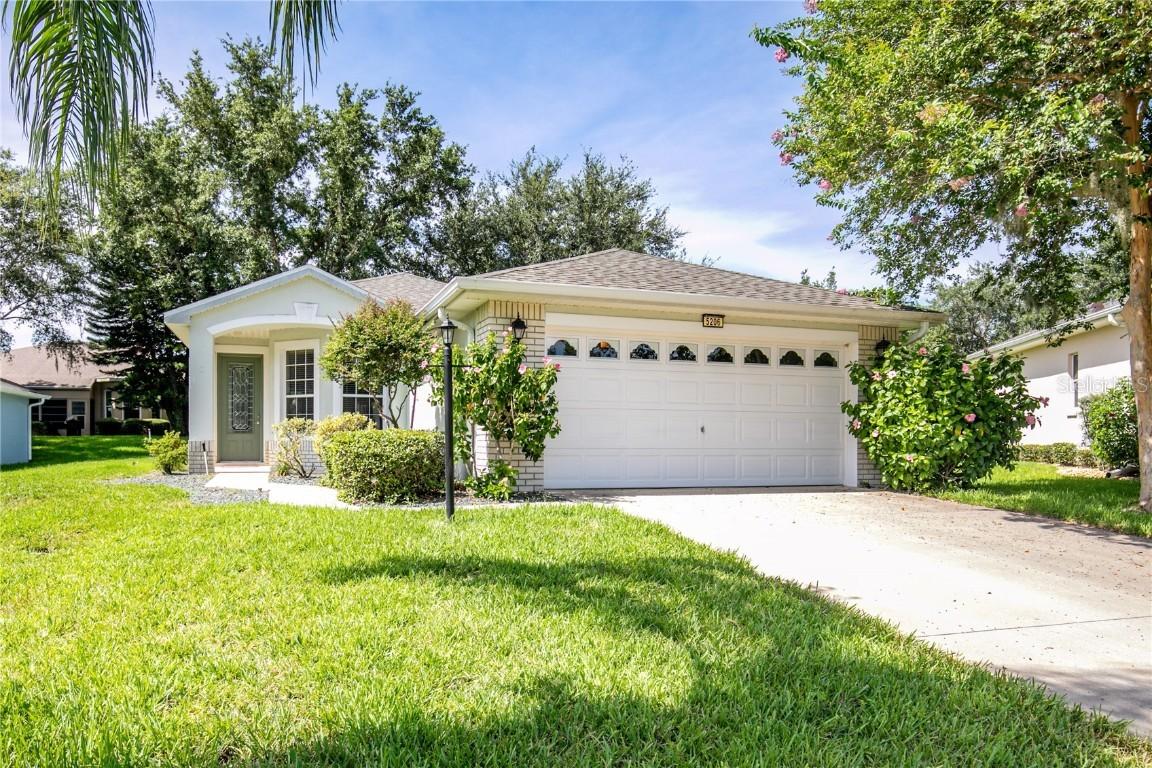 5206 Fantasy Way, Leesburg, FL 34748