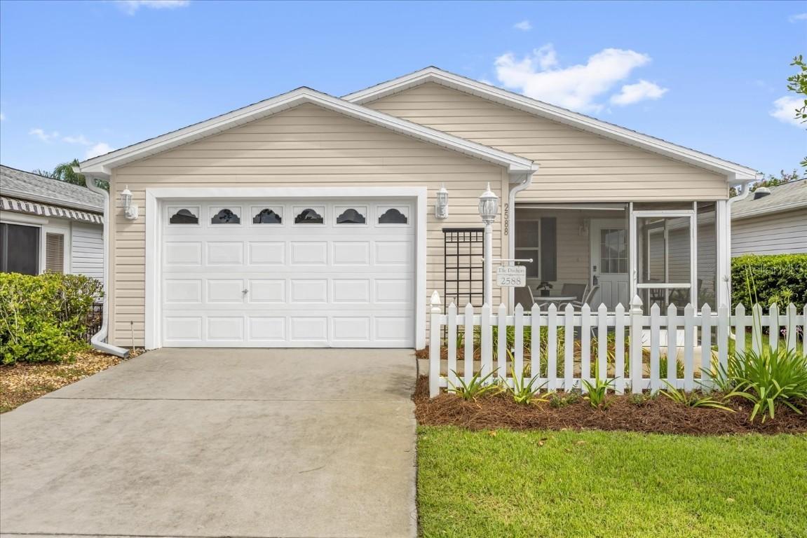 2588 Birch Ave., The Villages, FL 32162