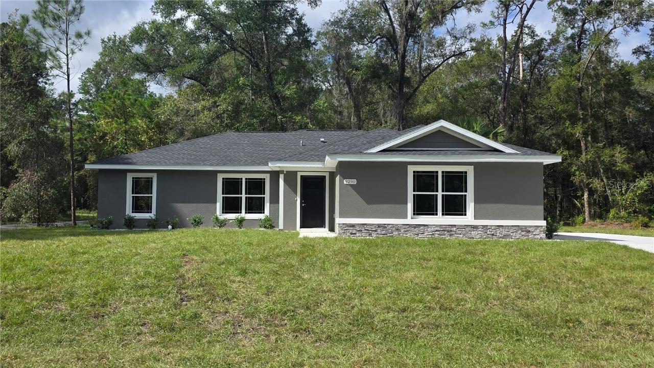 9290 N Galveston Ter., Dunnellon, FL 34434