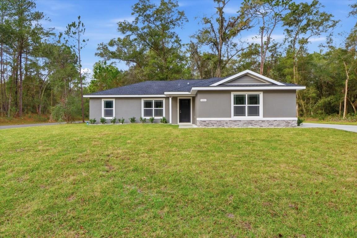 9290 N Galveston Ter., Dunnellon, FL 34434