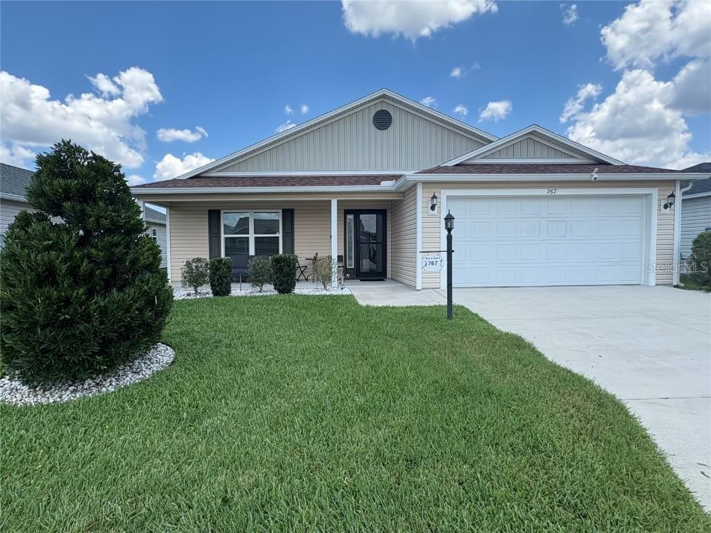 767 Barron Pl., The Villages, FL 32163