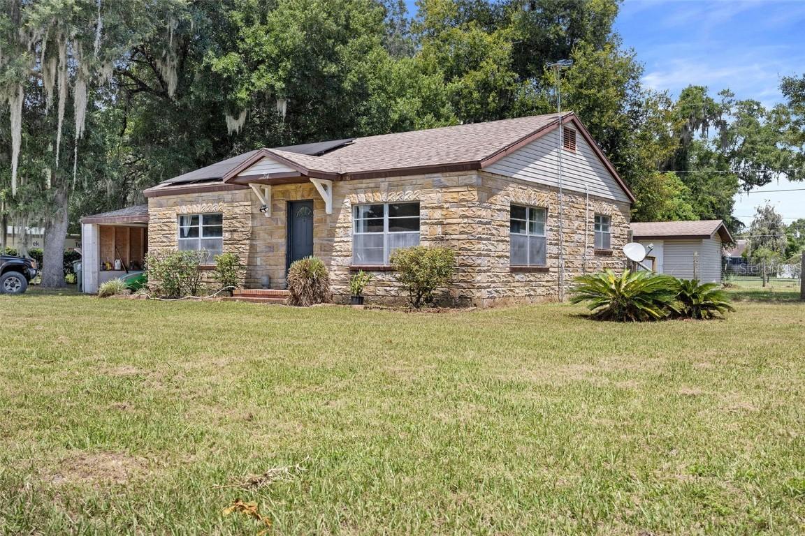 750 N Kentucky Ave., Umatilla, FL 32784