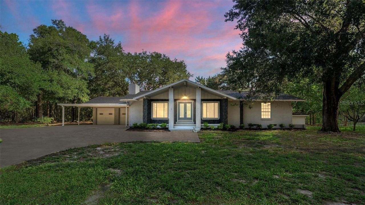 4429 Lake Griffin Rd., Lady Lake, FL 32159