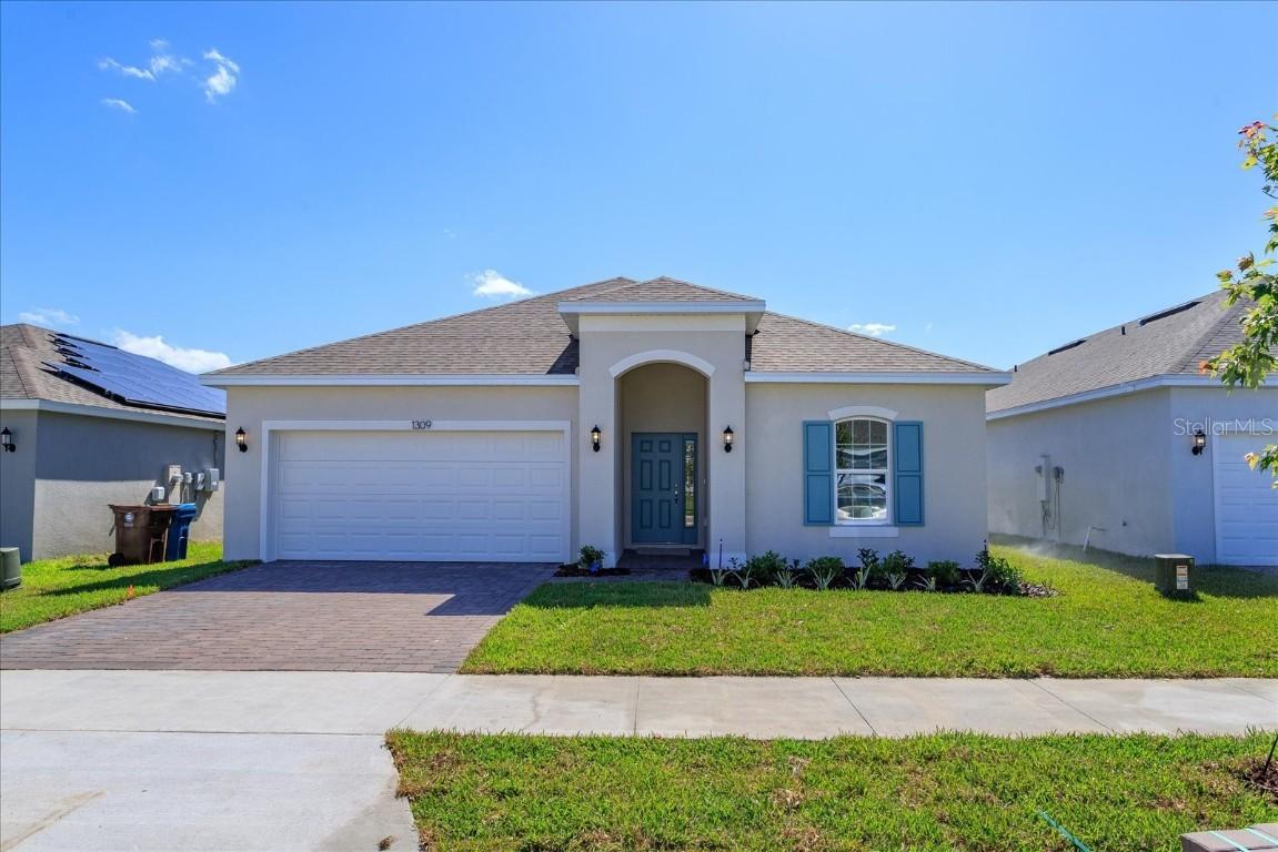 744 Sunshower Dr., Lady Lake, FL 32159