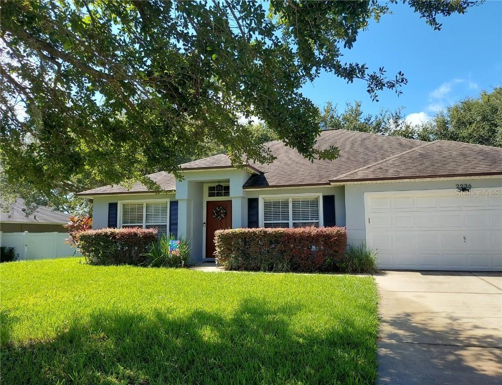 2236 Lake Pointe Cir., Leesburg, FL 34748