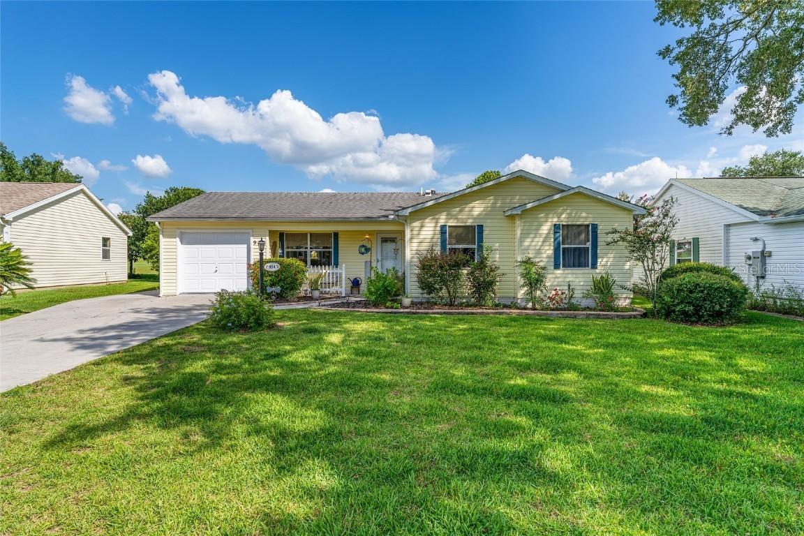 934 Orchid St., Lady Lake, FL 32159