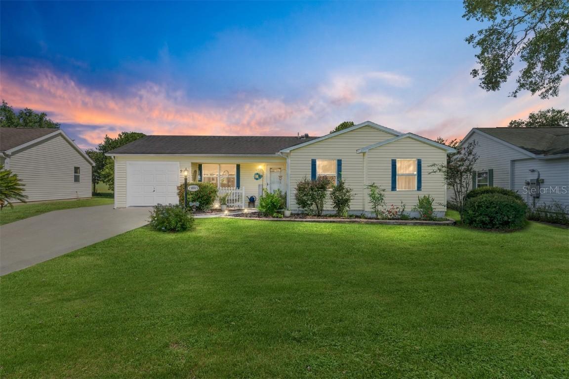 934 Orchid St., Lady Lake, FL 32159