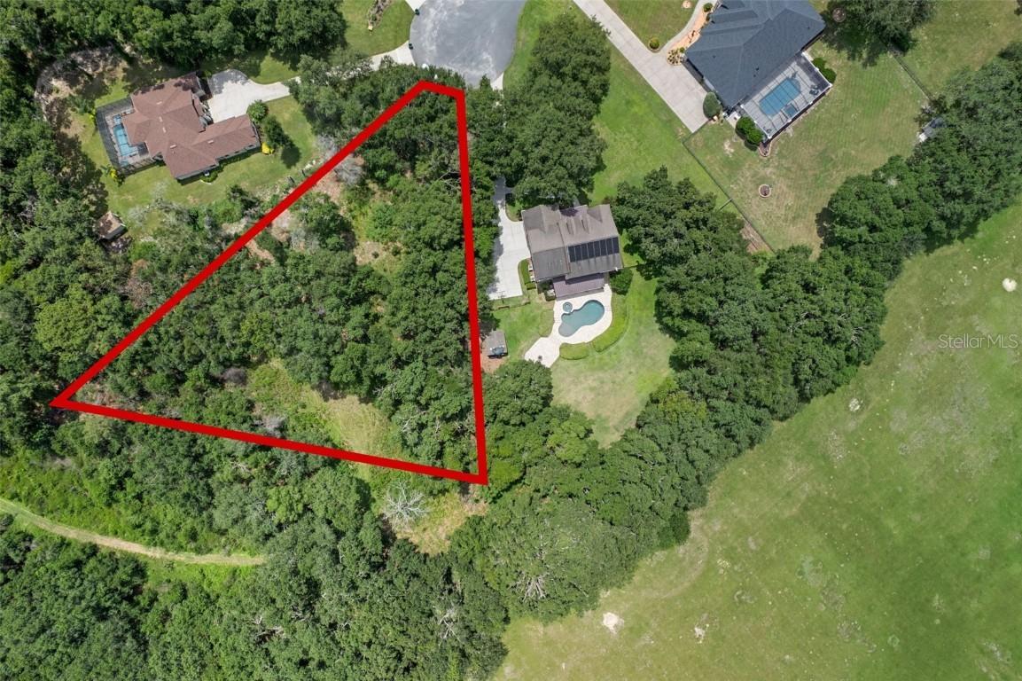 1300 Otters View Ct., Fruitland Park, FL 34731