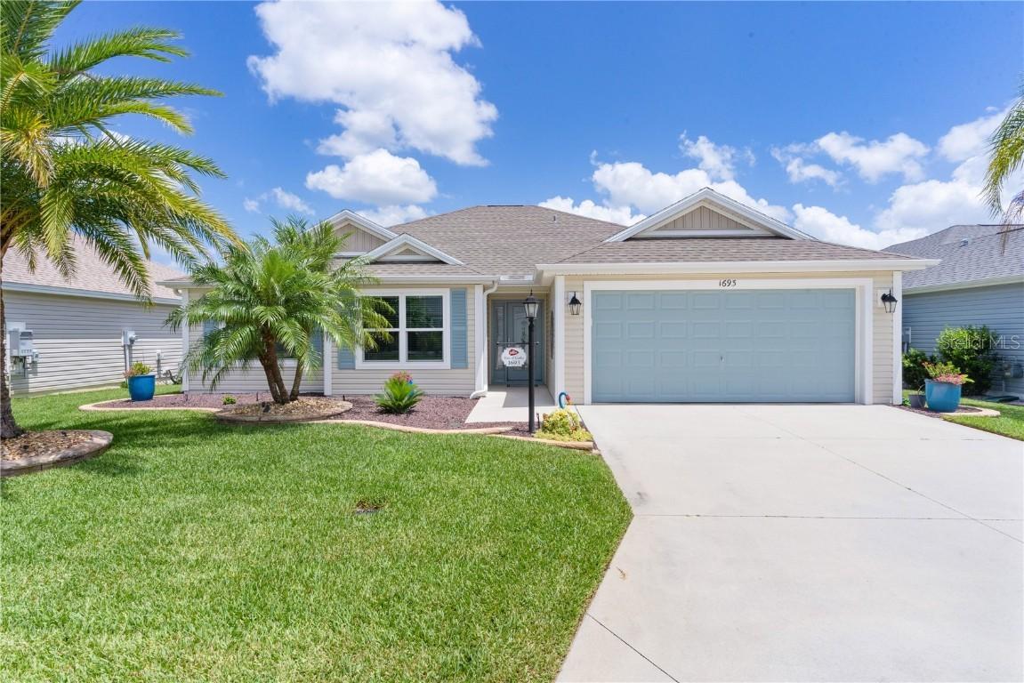 1693 Natalino Rd., The Villages, FL 32163