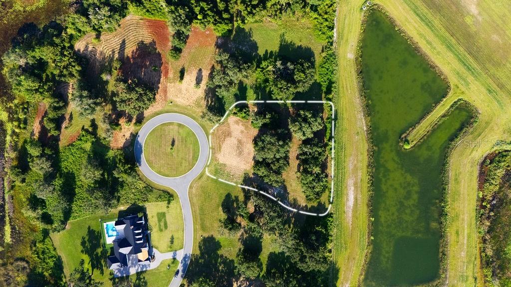 472 Long And Winding Rd., Howey In The Hills, FL 34737
