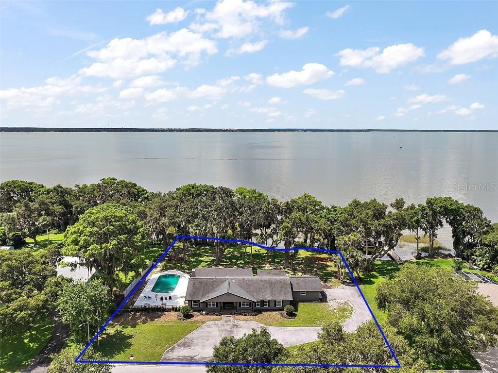 3020 Indian Tr., Eustis, FL 32726