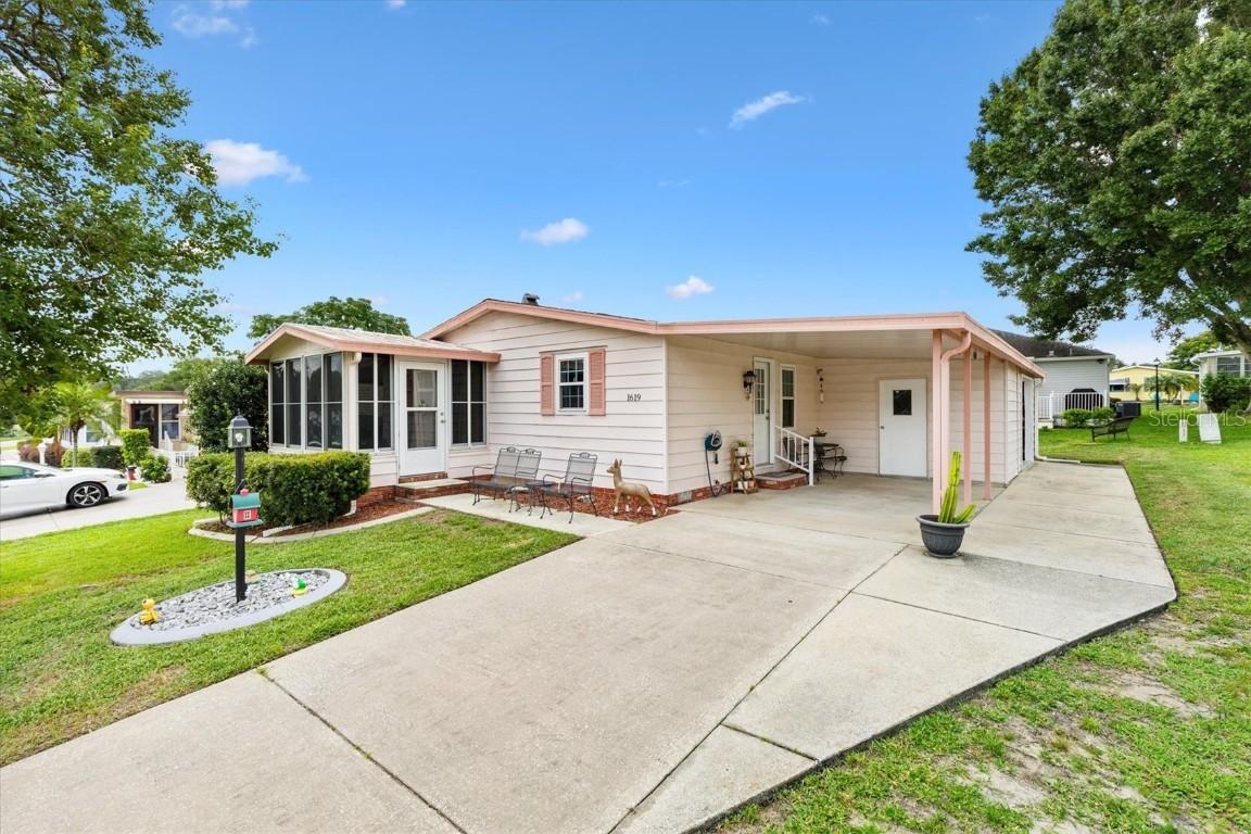 1619 Myrtle Beach Dr., The Villages, FL 32159