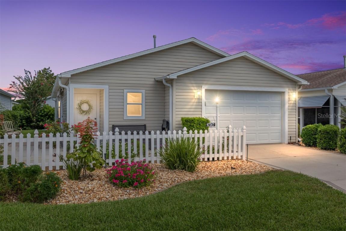 17367 SE 82nd Roslyn Ct., The Villages, FL 32162