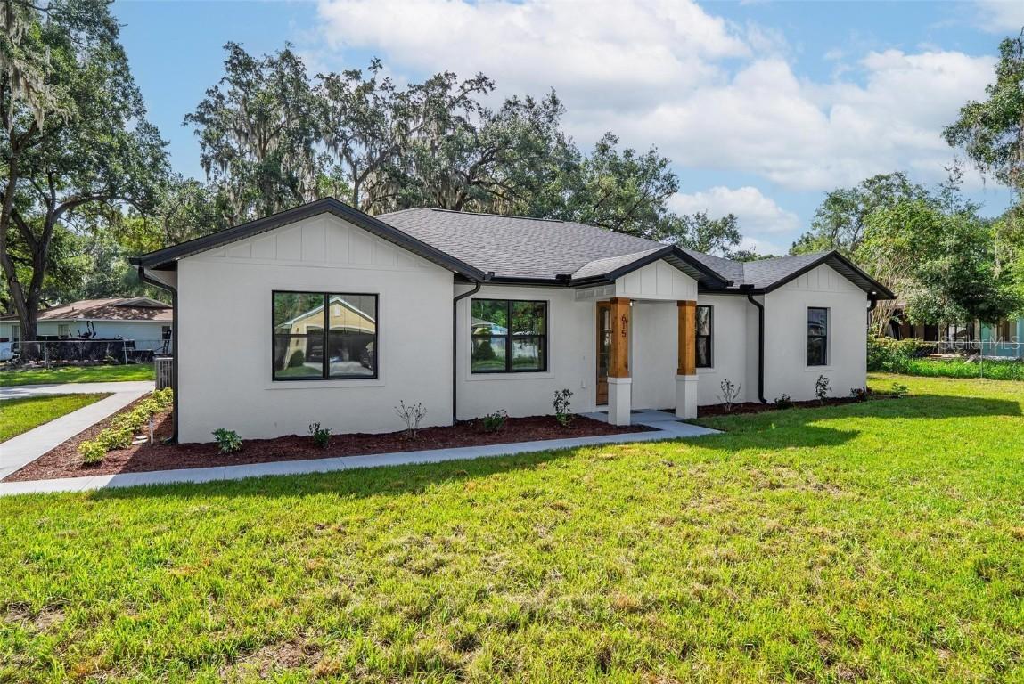 615 Leconte St., Fruitland Park, FL 34731