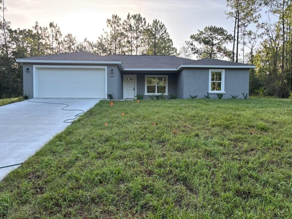 9729 N Paradisea Dr., Dunnellon, FL 34433