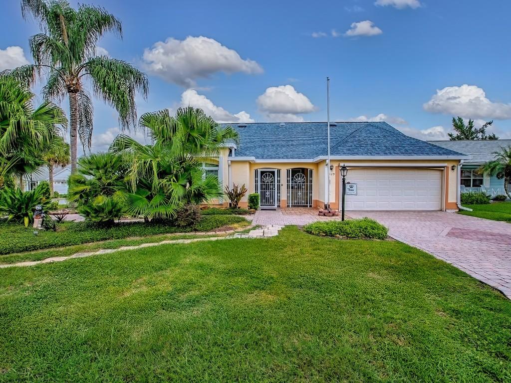829 Cortez Ave., The Villages, FL 32159