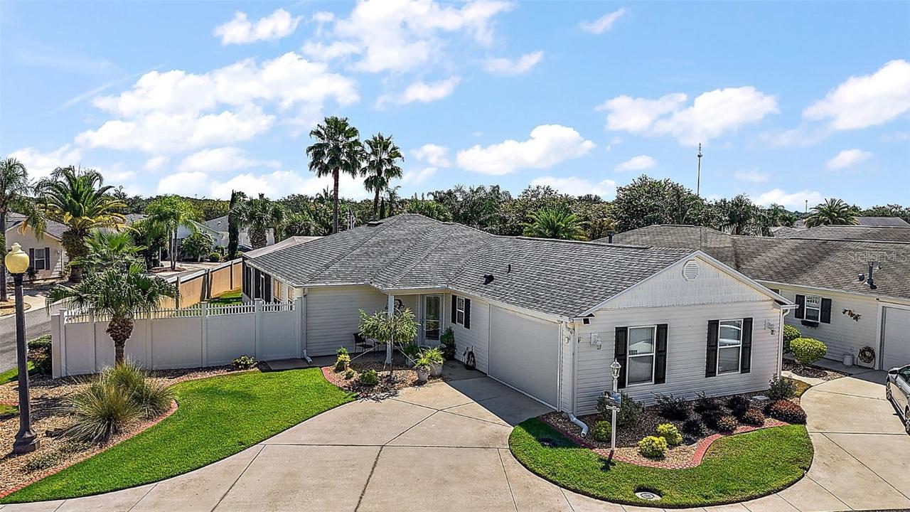 1115 Mcbee Ave., The Villages, FL 32162