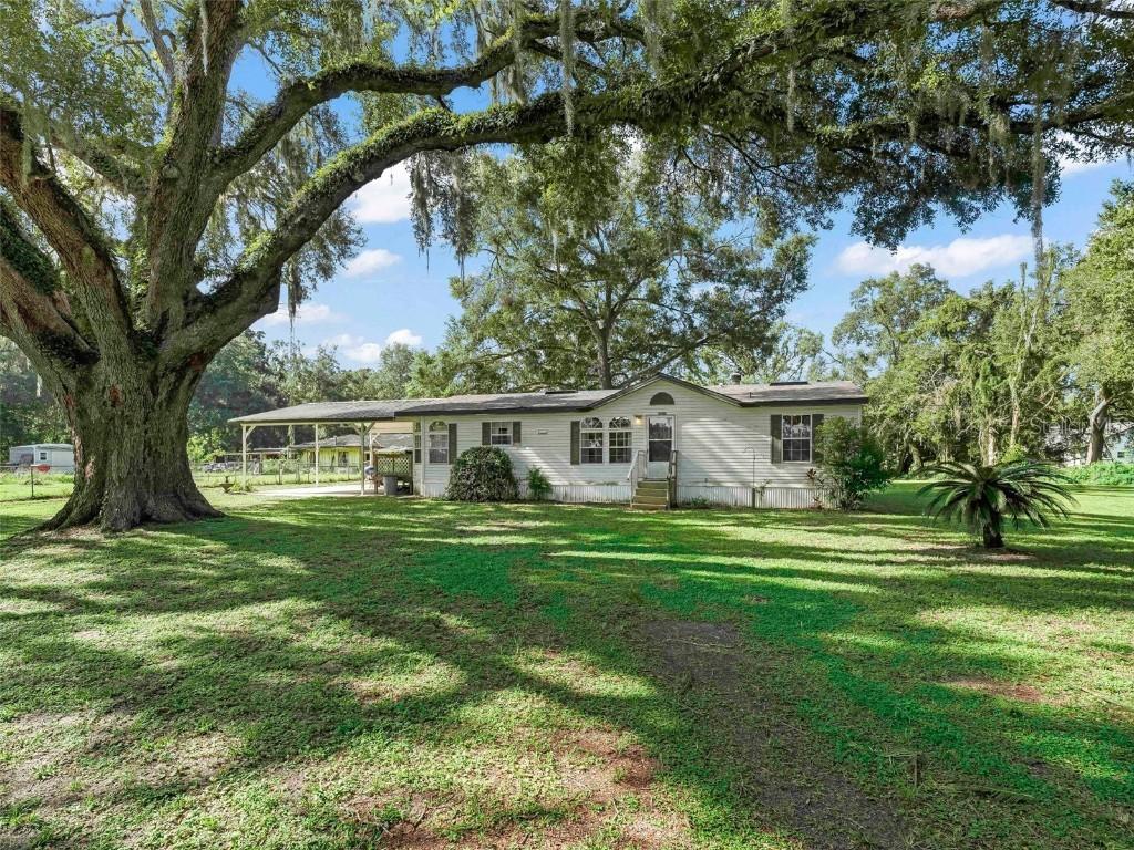 2199 E C 48, Bushnell, FL 33513