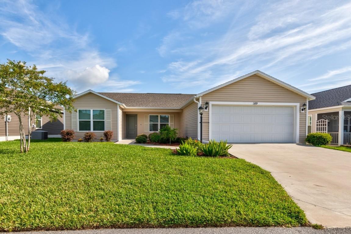 289 Zingale Ln., The Villages, FL 32163