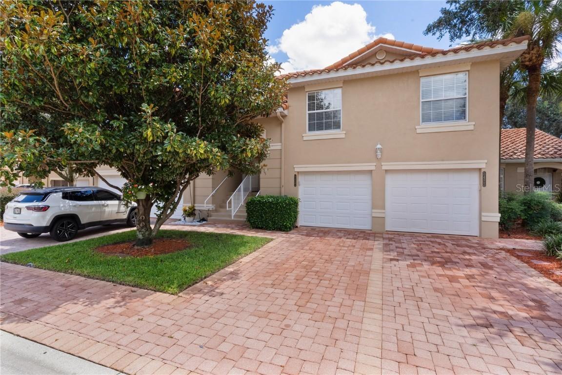 5427 Admiral Way, Oxford, FL 34484