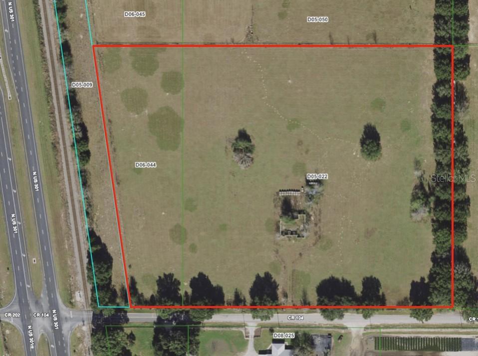 4040 County Road 104, Oxford, FL 34484