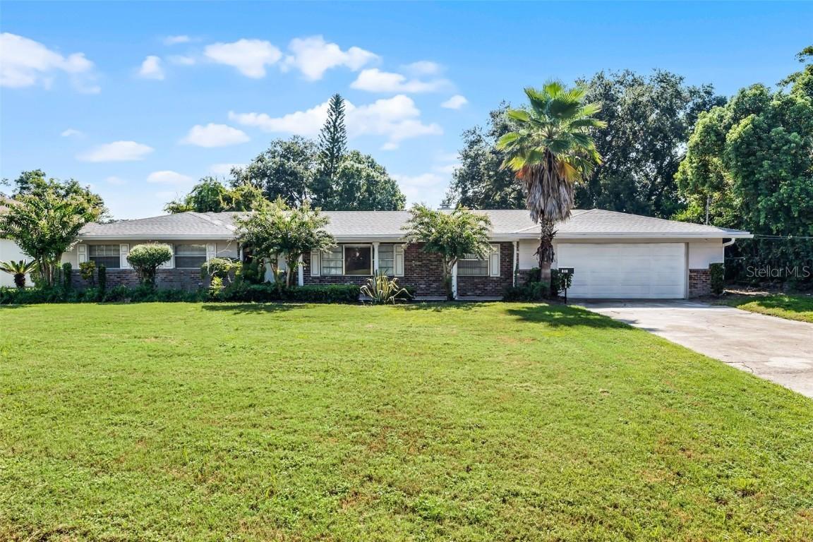 411 Rock Lake Dr., Orlando, FL 32805