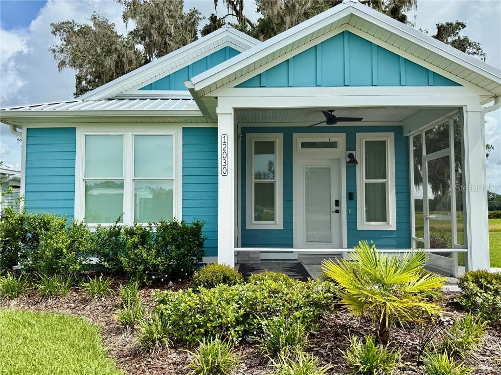12030 Lakeshore Way, Oxford, FL 34484