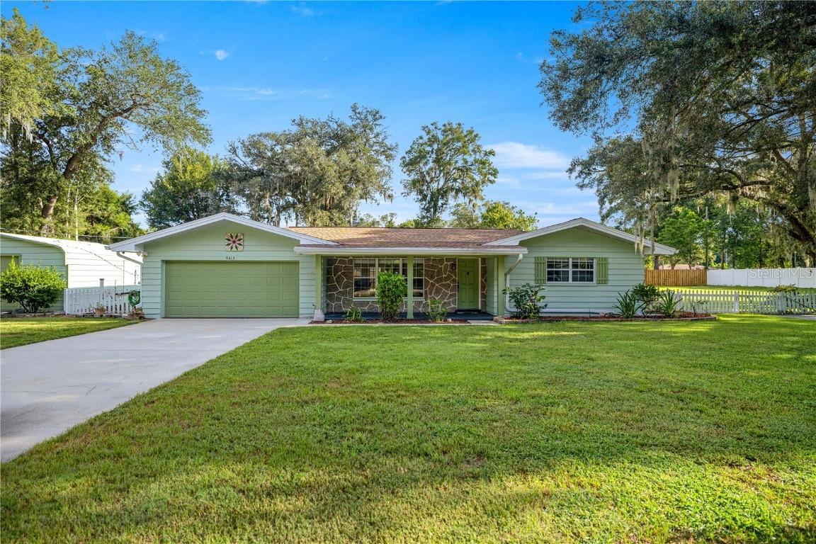 9415 W Green Bay Ln., Crystal River, FL 34428