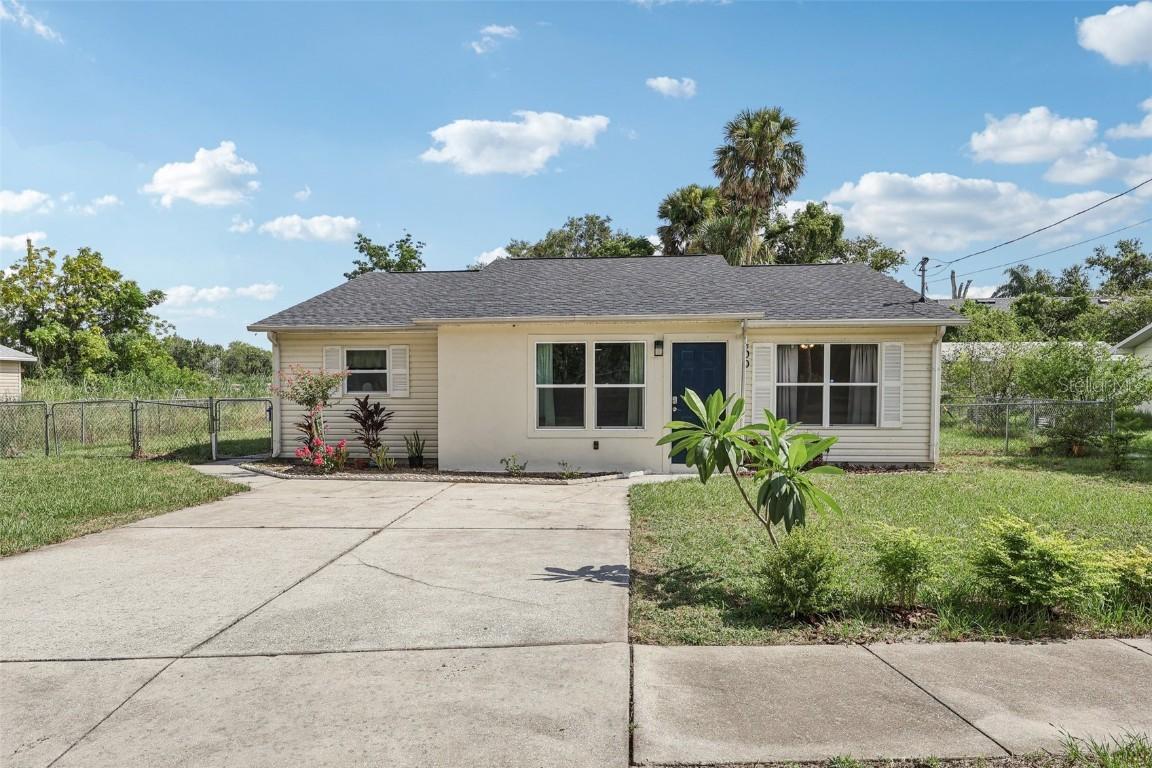 500 E Caroline St., Tavares, FL 32778