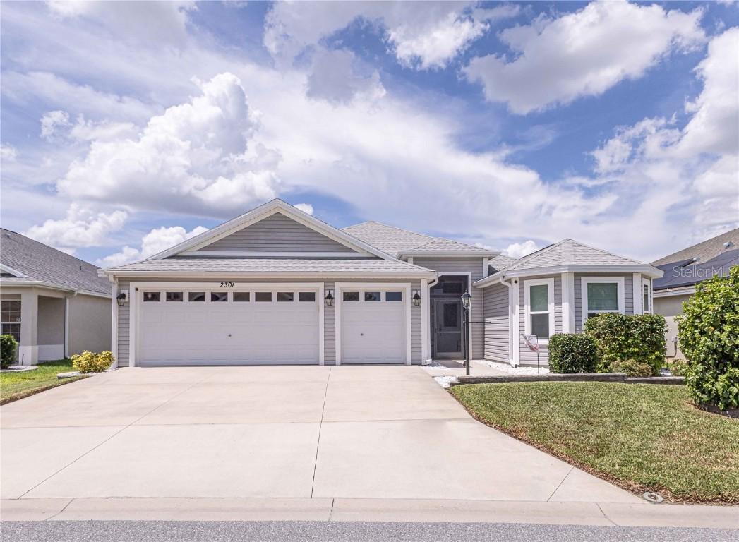 2301 Clymer Ct., The Villages, FL 32163