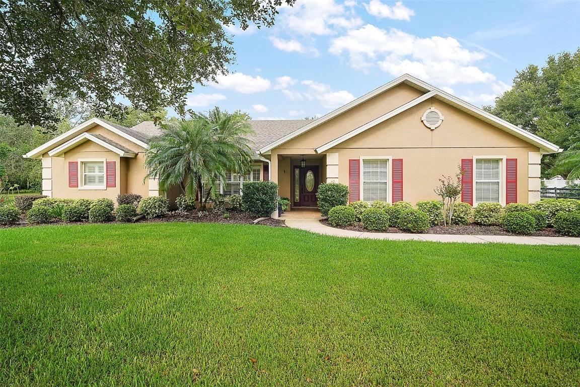 7685 Lake Angelina Dr., Mount Dora, FL 32757
