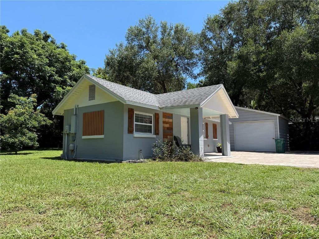 515 E Third Ave., Mount Dora, FL 32757