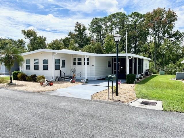 141 Bougainvillea Dr., Leesburg, FL 34748