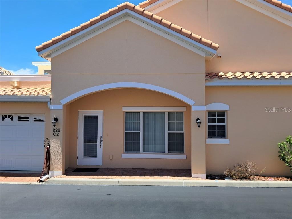 222 David Walker Dr. #C2, Tavares, FL 32778
