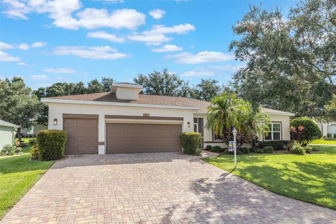 24502 Parlange Ct., Leesburg, FL 34748