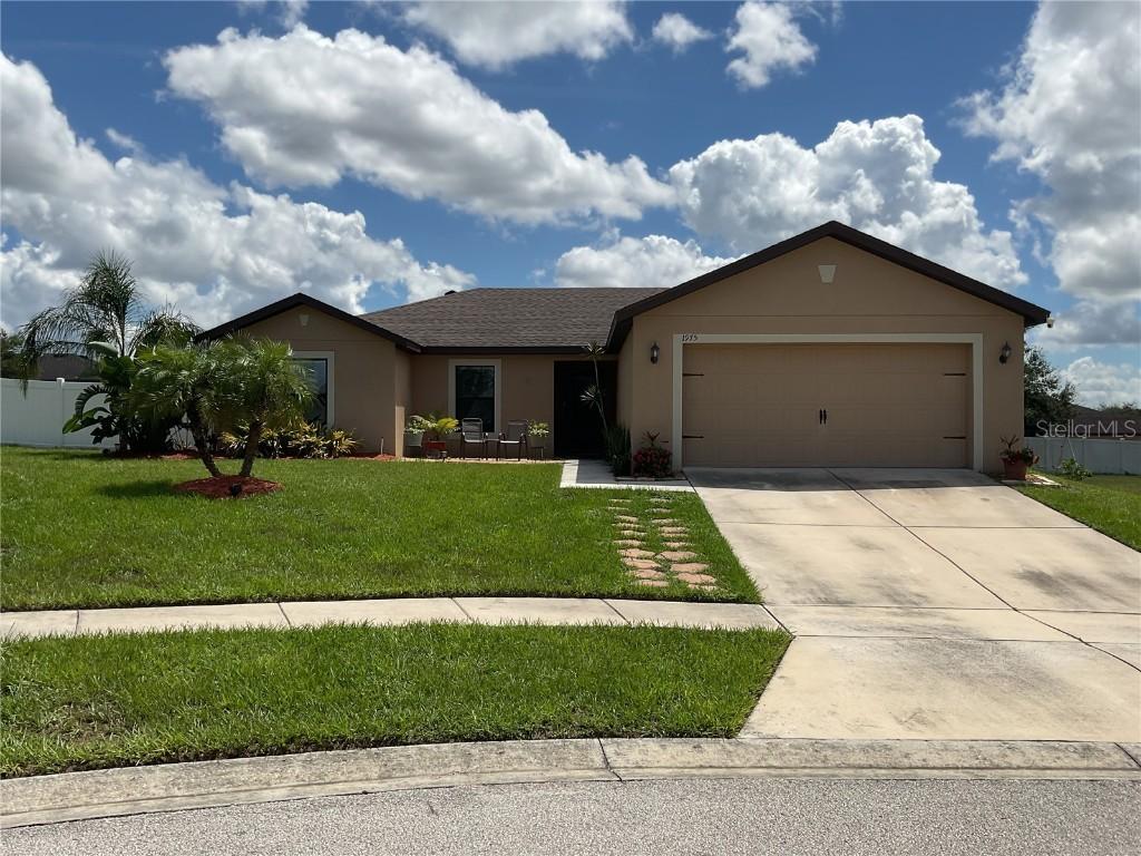 1975 Piedmont Ct., Mascotte, FL 34753