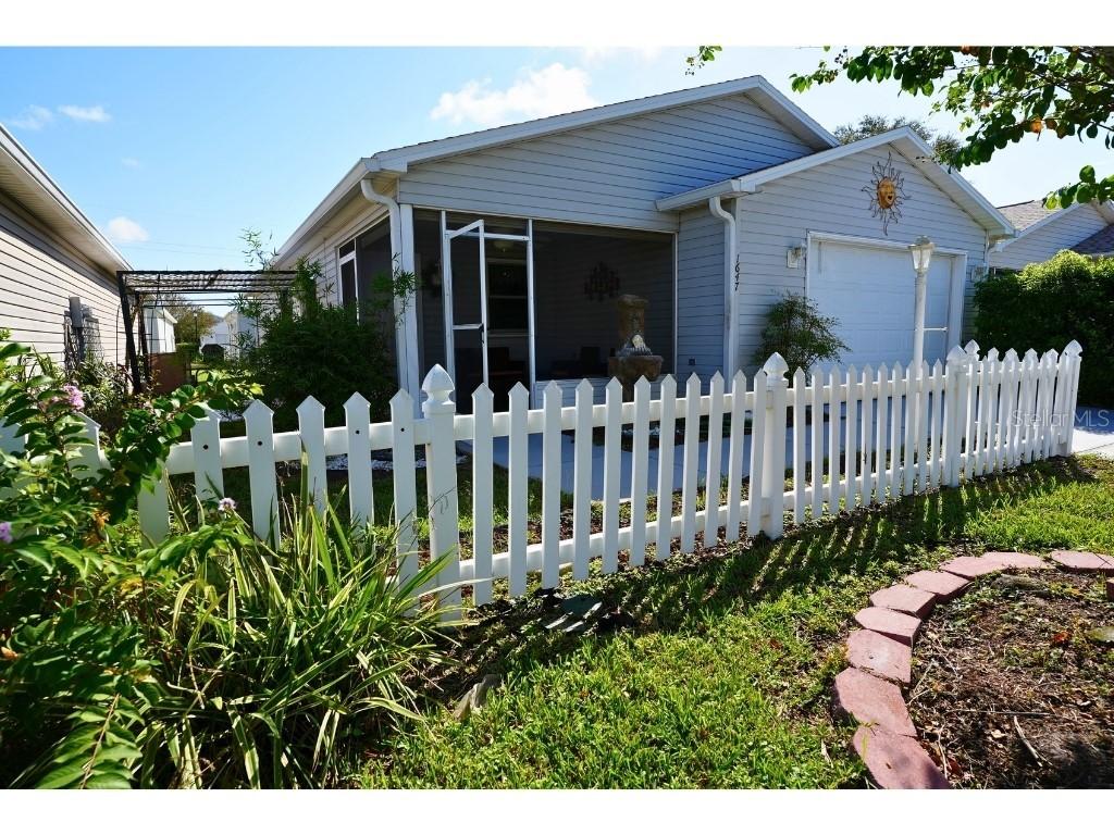 1647 Duran Dr., The Villages, FL 32162